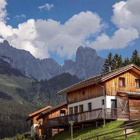 Alpendorf Dachstein West By Alps