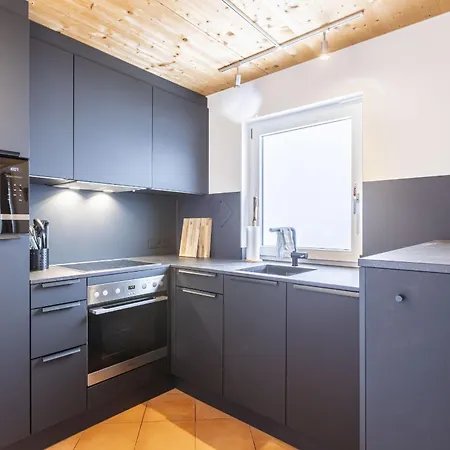 Alpendorf Dachstein West By Alps