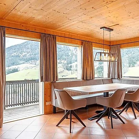 펜션 Alpendorf Dachstein West By Alps 애나버그임라메탈
