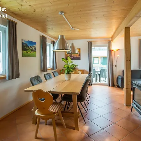 בית נופש Alpendorf Dachstein West By Alps אנברג אים לאמרטל