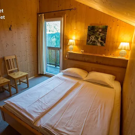 בית נופש Alpendorf Dachstein West By Alps אנברג אים לאמרטל